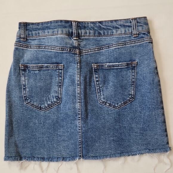 Wild Fable Denim Mini Skirt Sz: 6 Distressed 5 pocket Summer Festival Concert - Picture 7 of 14